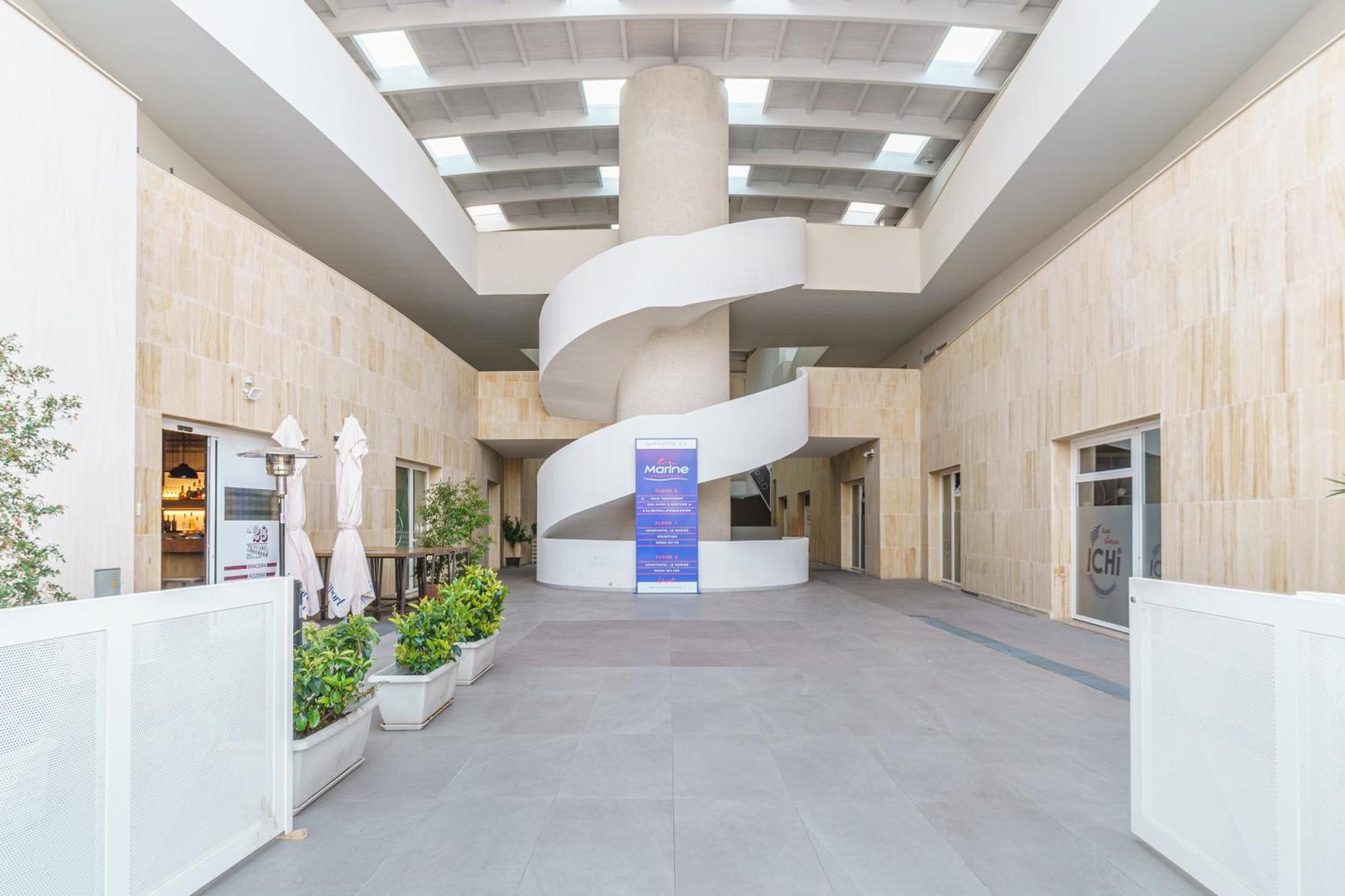 Aparthotel Le Marine Bisceglie Extérieur photo